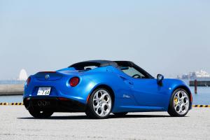 Alfa Romeo 4C Spider Italia 2019 года  (JP)